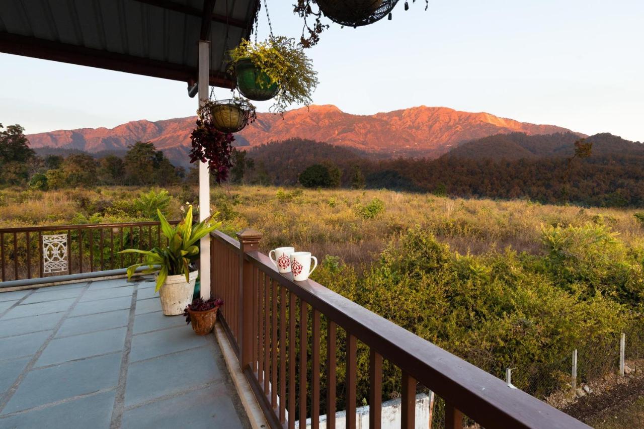 Stayvista At Silveroaks Cottage Дехрадун Екстериор снимка